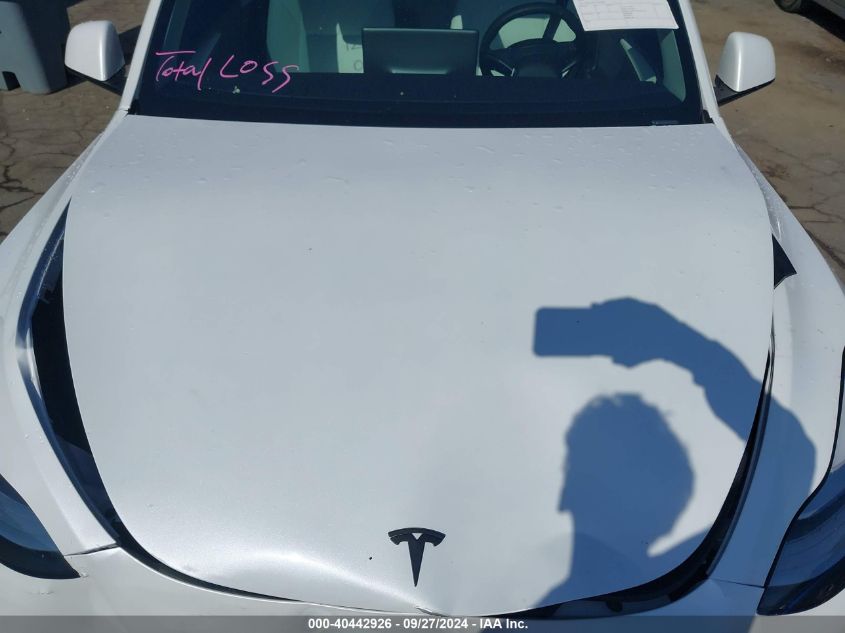 2023 Tesla Model Y Awd/Long Range Dual Motor All-Wheel Drive VIN: 7SAYGDEE5PA079672 Lot: 40442926