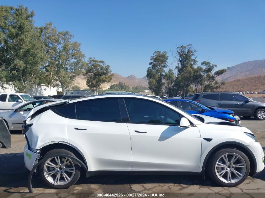 2023 Tesla Model Y Awd/Long Range Dual Motor All-Wheel Drive VIN: 7SAYGDEE5PA079672 Lot: 40442926