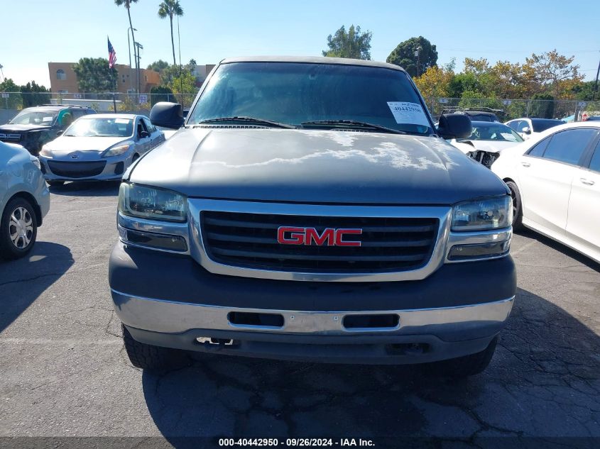 1GTHC29GX2E209161 2002 GMC Sierra 2500Hd Sle