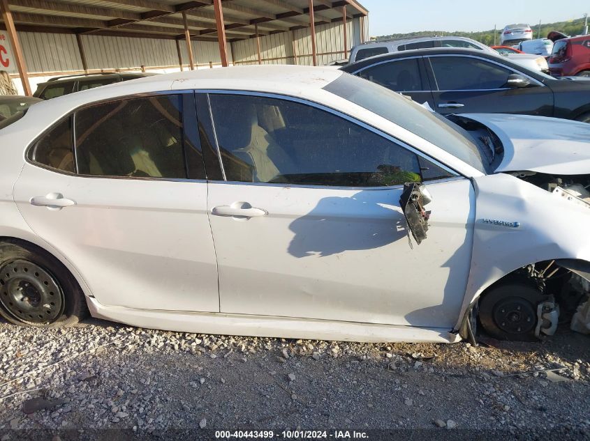 4T1B21HK0JU004506 2018 Toyota Camry Hybrid/Le/Xle/Se