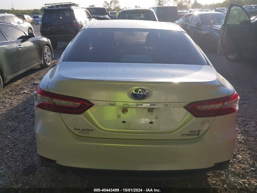 4T1B21HK0JU004506 2018 Toyota Camry Hybrid/Le/Xle/Se