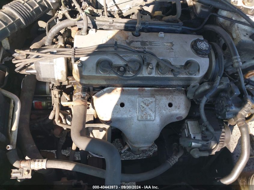 1HGCG564XWA088396 1998 Honda Accord Lx