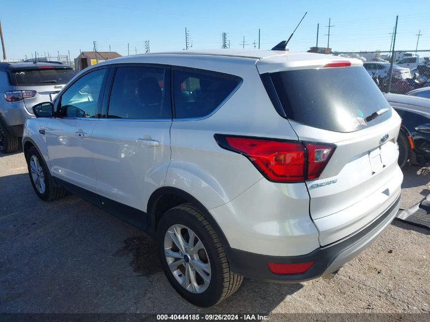 2019 FORD ESCAPE SE - 1FMCU0GD2KUB25129