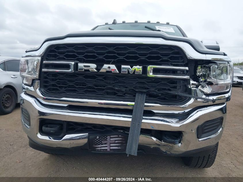 2019 Ram 2500 Tradesman 4X4 6'4 Box VIN: 3C6UR5CJ2KG556731 Lot: 40444207