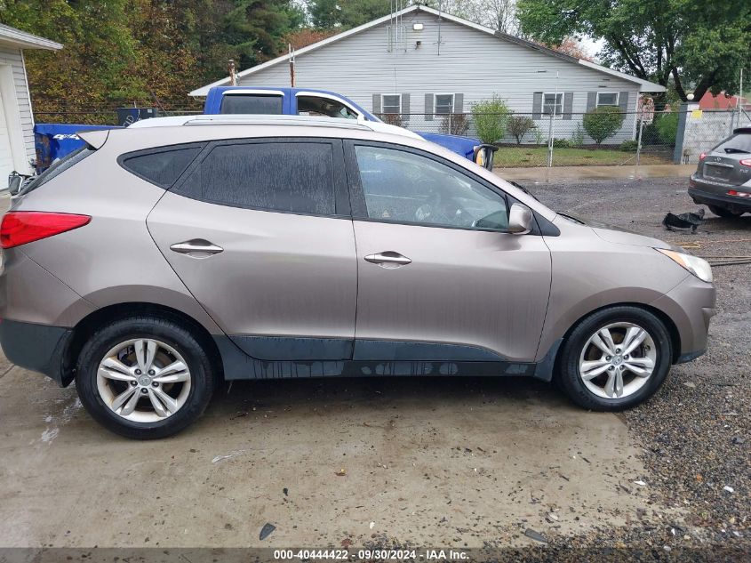 2010 Hyundai Tucson Gls VIN: KM8JUCAC4AU110915 Lot: 40444422