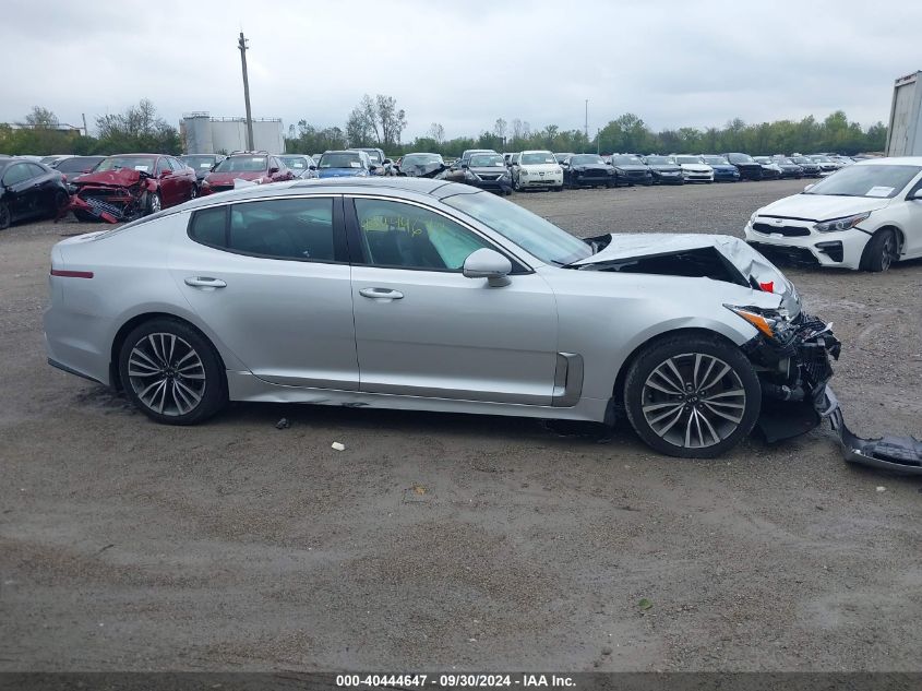 KNAE25LA2J6030758 2018 Kia Stinger Premium