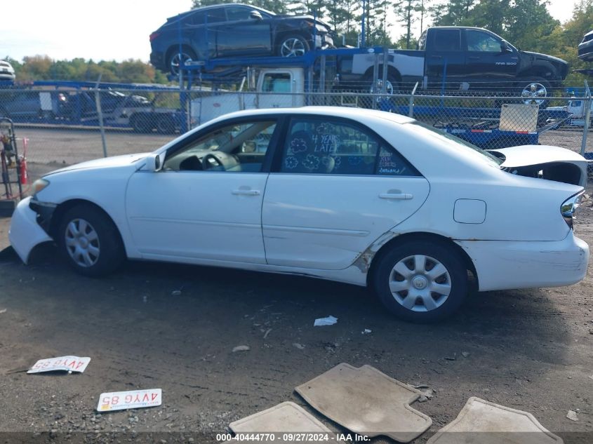 2002 Toyota Camry Le VIN: JTDBE32K920005310 Lot: 40444770