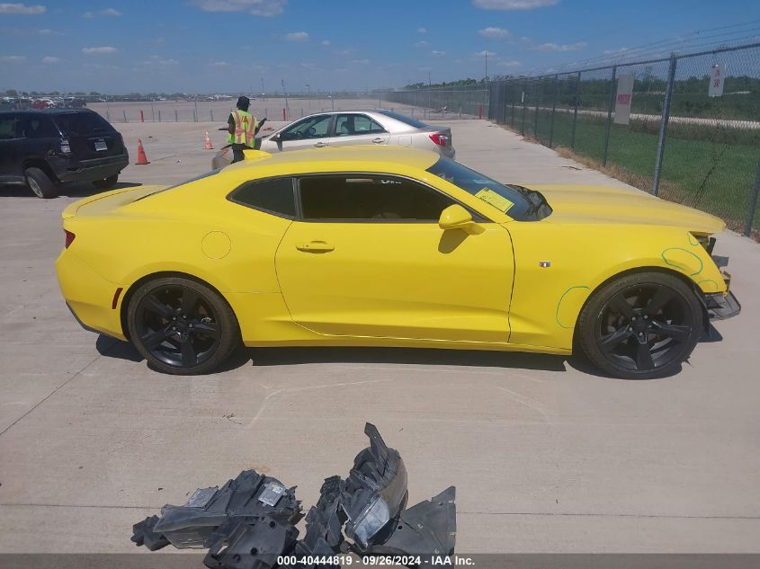 2018 Chevrolet Camaro 1Lt VIN: 1G1FB1RX6J0131373 Lot: 40444819