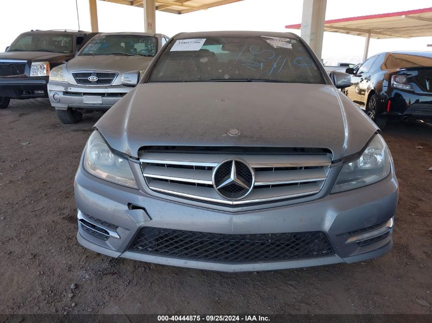 2012 Mercedes-Benz C 300 Luxury 4Matic/Sport 4Matic VIN: WDDGF8BB9CR228188 Lot: 40444875