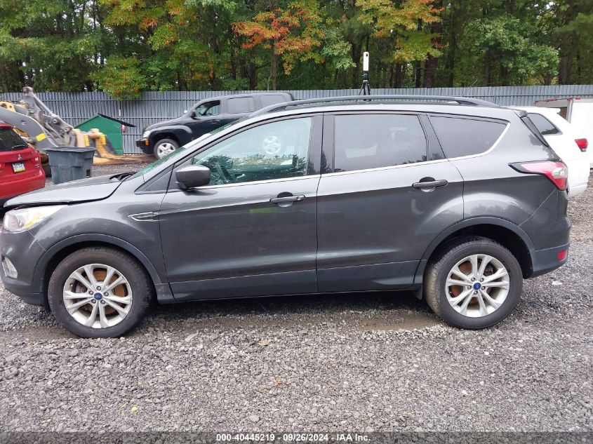 1FMCU9GD7JUC20319 2018 Ford Escape Se