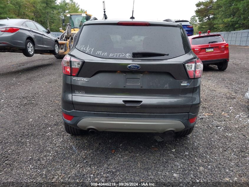 1FMCU9GD7JUC20319 2018 Ford Escape Se