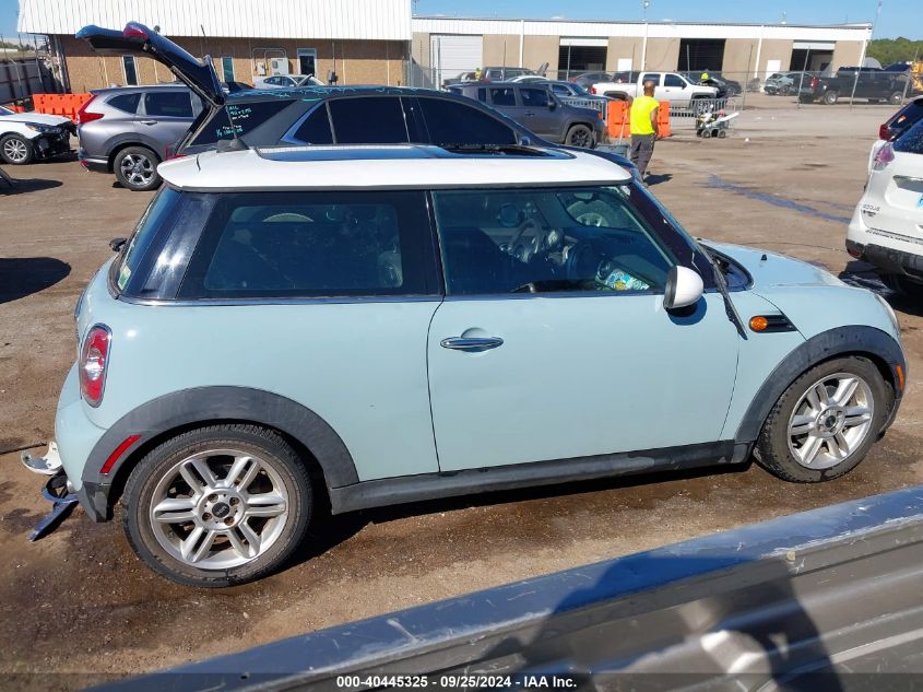 2013 Mini Hardtop Cooper VIN: WMWSU3C56DT682437 Lot: 40445325