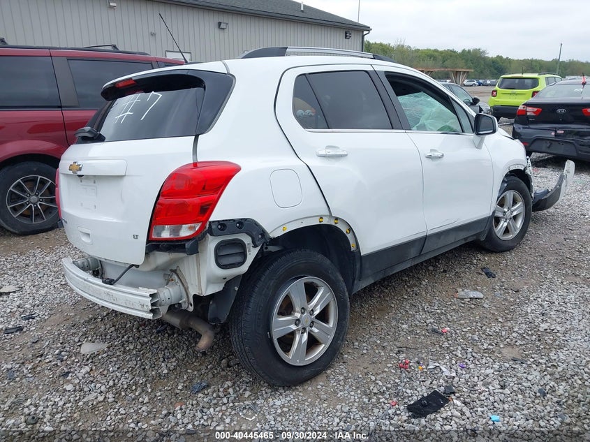 VIN KL7CJPSB5JB595870 2018 CHEVROLET TRAX LT