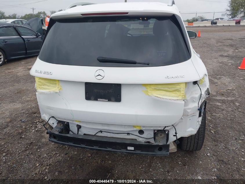 W1N4M4HB1LW024093 2020 Mercedes-Benz Glb 250 4Matic