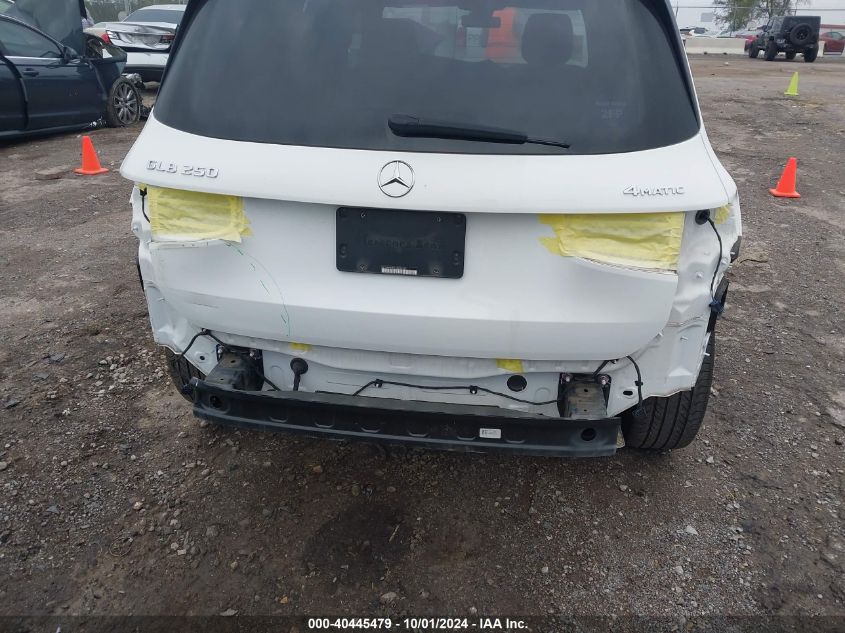 W1N4M4HB1LW024093 2020 Mercedes-Benz Glb 250 4Matic