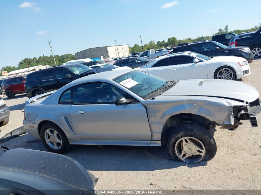 2002 Ford Mustang VIN: 1FAFP404X2F110107 Lot: 40445635