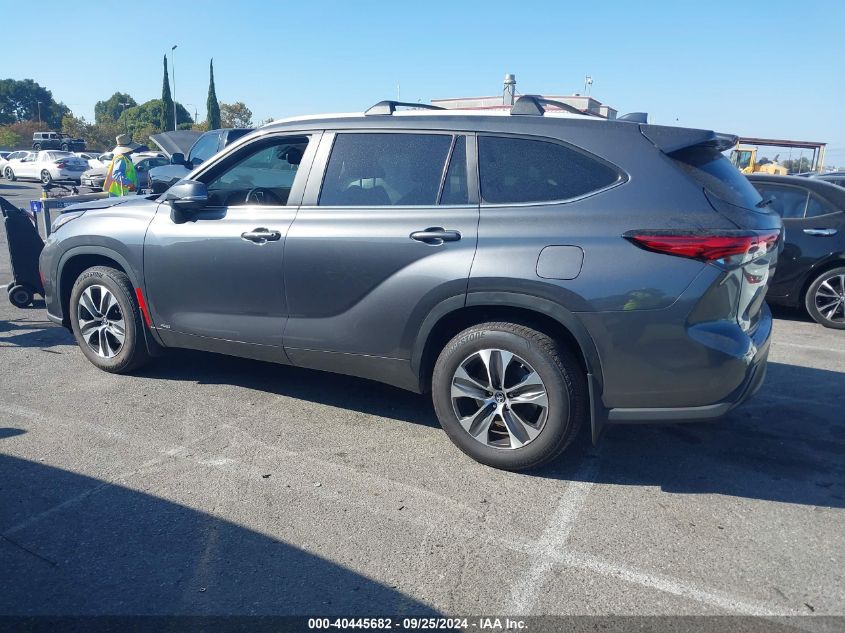 2023 TOYOTA HIGHLANDER HYBRID XLE - 5TDKBRCH2PS135688