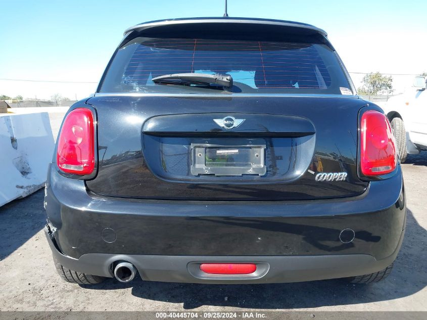 WMWXP5C3XH2D17040 2017 Mini Hardtop Cooper