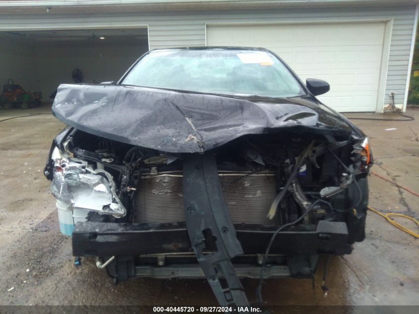 4T1BF1FK0EU759927 2014 Toyota Camry Se