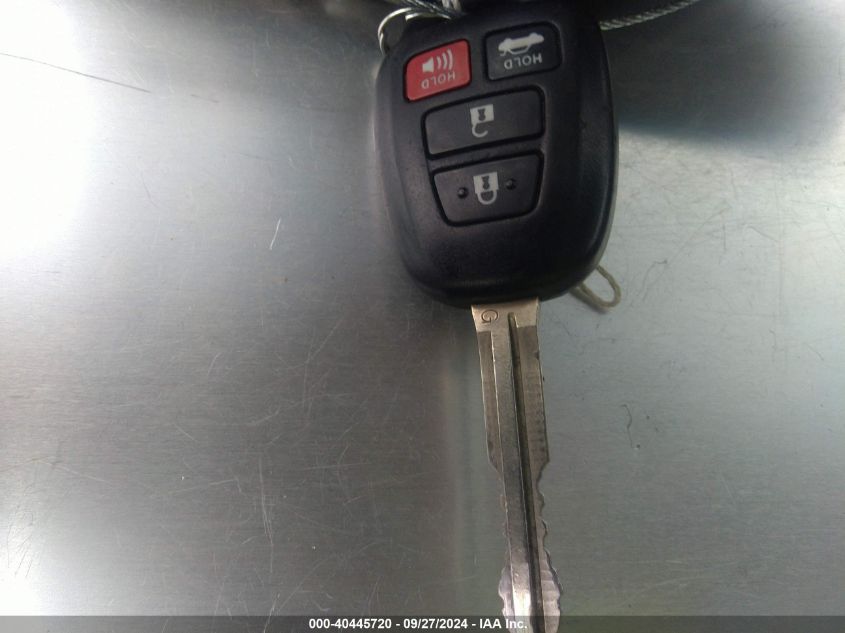 4T1BF1FK0EU759927 2014 Toyota Camry Se