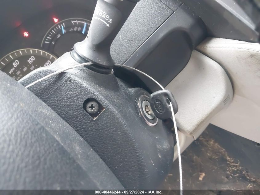 4T4BF1FK8DR284693 2013 Toyota Camry Le