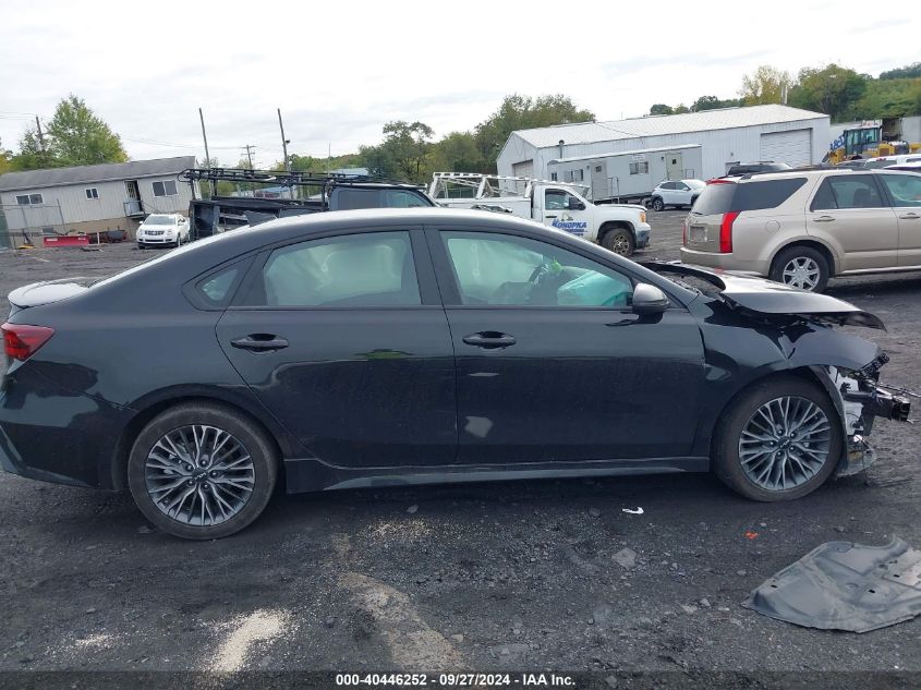 2024 Kia Forte Gt-Line VIN: 3KPF54AD4RE781372 Lot: 40446252