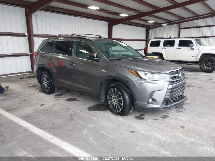 5TDJZRFHXJS558187 2018 TOYOTA HIGHLANDER - Image 1