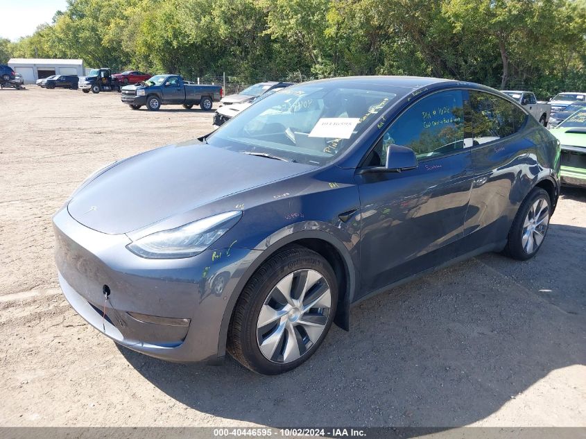 7SAYGAEE0NF431104 2022 TESLA MODEL Y - Image 2