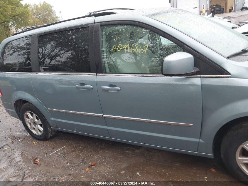 2A8HR54109R528402 2009 Chrysler Town & Country Touring