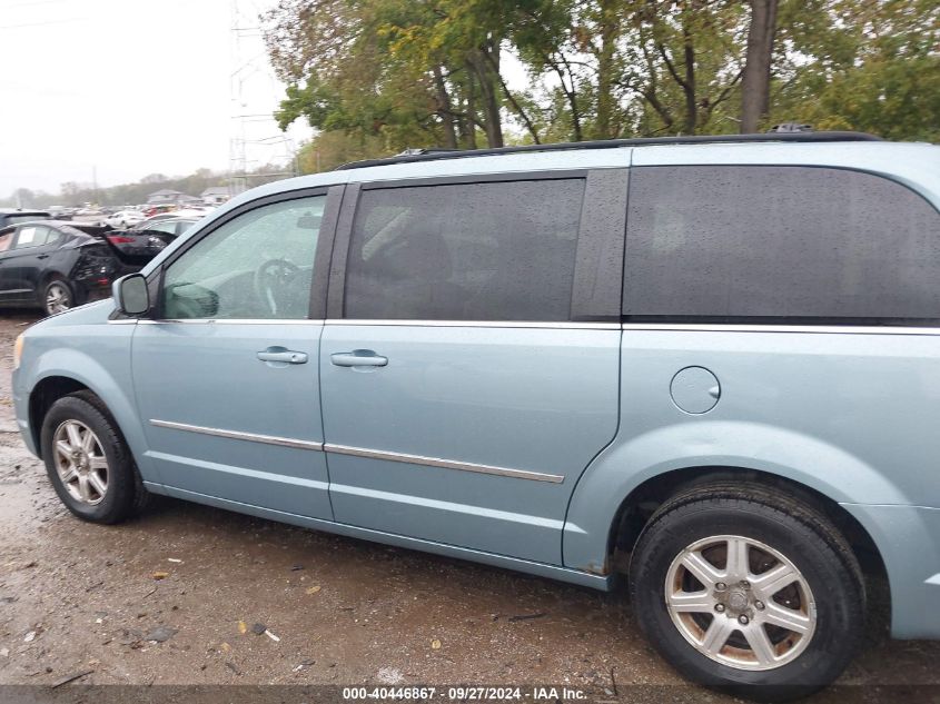 2A8HR54109R528402 2009 Chrysler Town & Country Touring