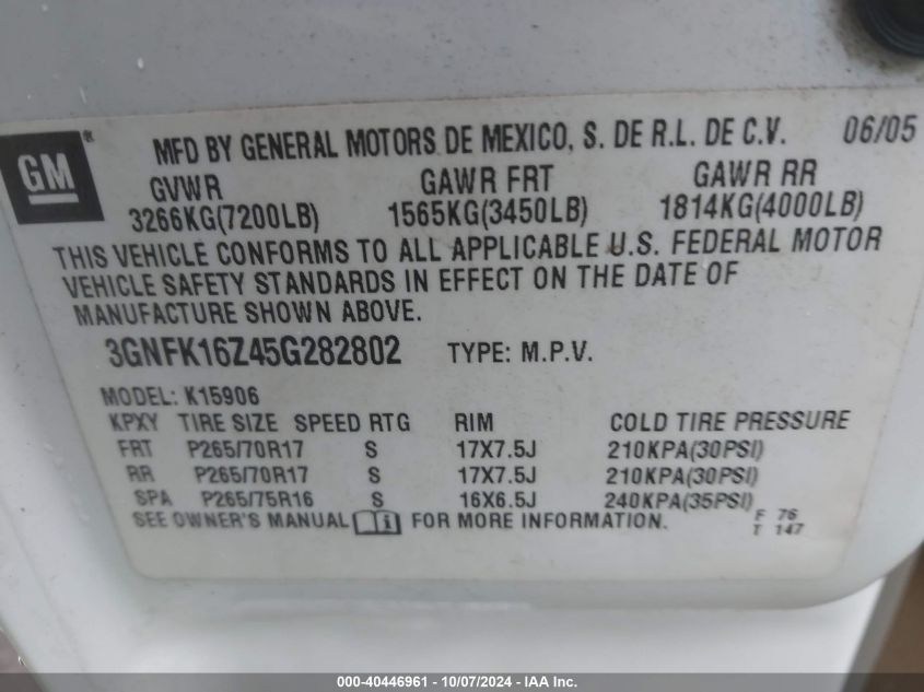 3GNFK16Z45G282802 2005 Chevrolet Suburban 1500 Z71