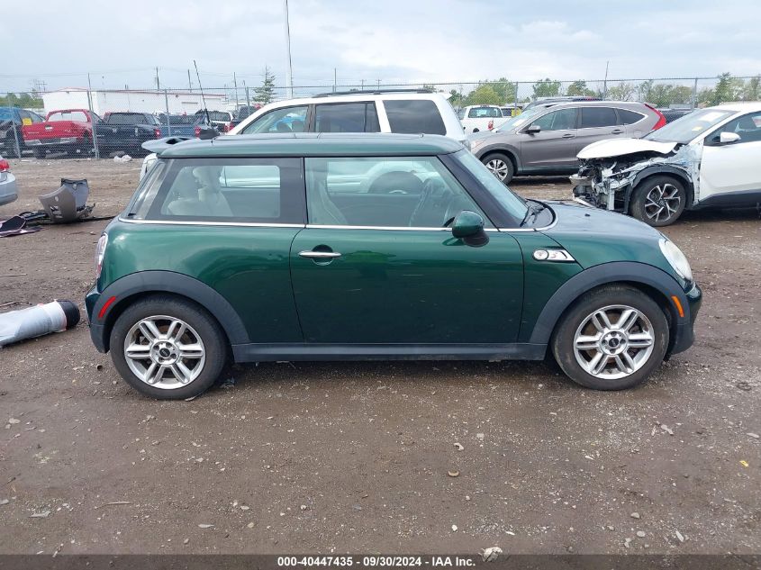 2011 Mini Cooper S VIN: WMWSV3C55BTY11598 Lot: 40447435