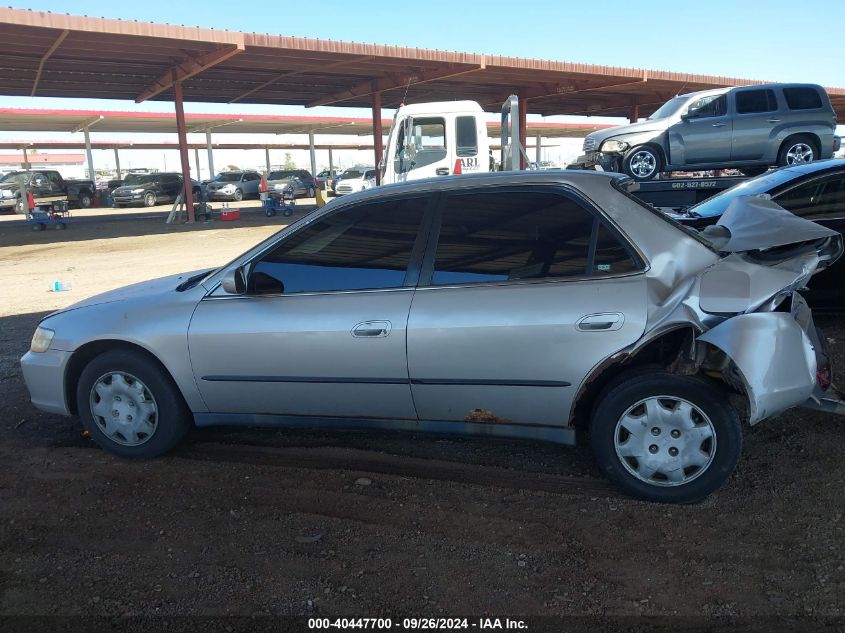 1998 Honda Accord Lx VIN: 1HGCG564XWA167941 Lot: 40447700