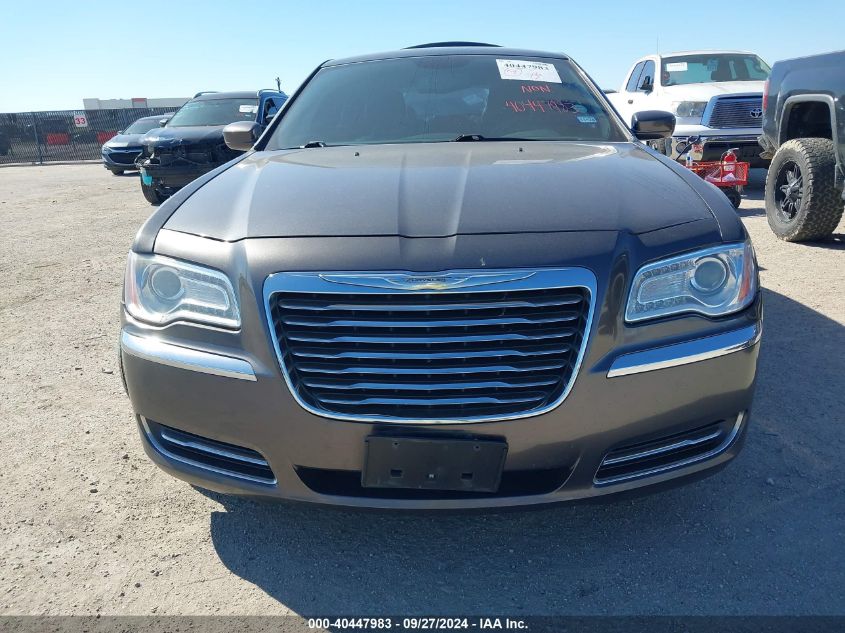 2C3CCAAG8DH709819 2013 Chrysler 300 Motown