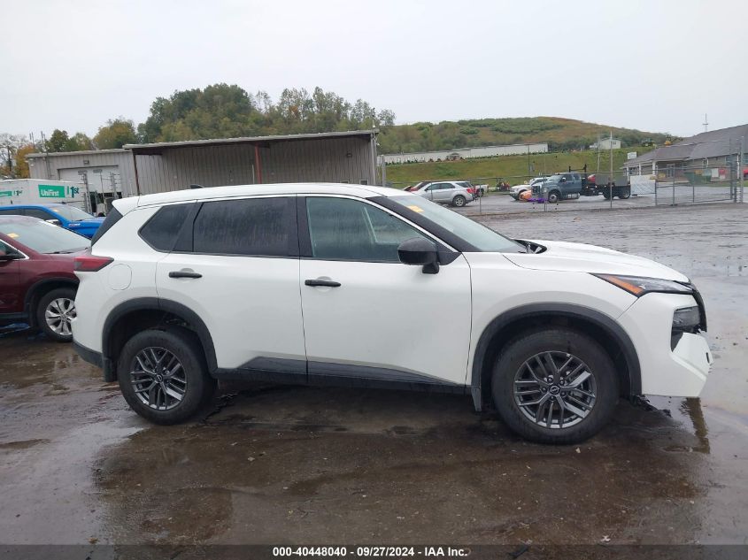 2024 Nissan Rogue S Intelligent Awd VIN: 5N1BT3AB3RC688374 Lot: 40448040