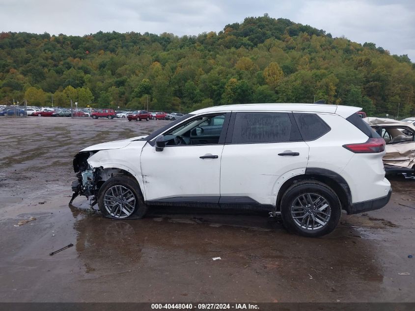 2024 Nissan Rogue S Intelligent Awd VIN: 5N1BT3AB3RC688374 Lot: 40448040