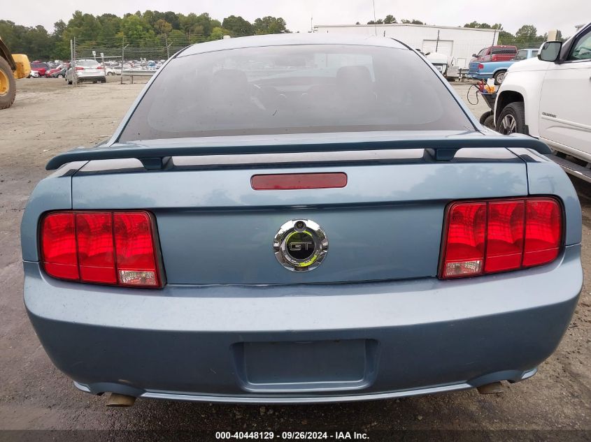 2005 Ford Mustang Gt Deluxe/Gt Premium VIN: 1ZVFT82H155164853 Lot: 40448129