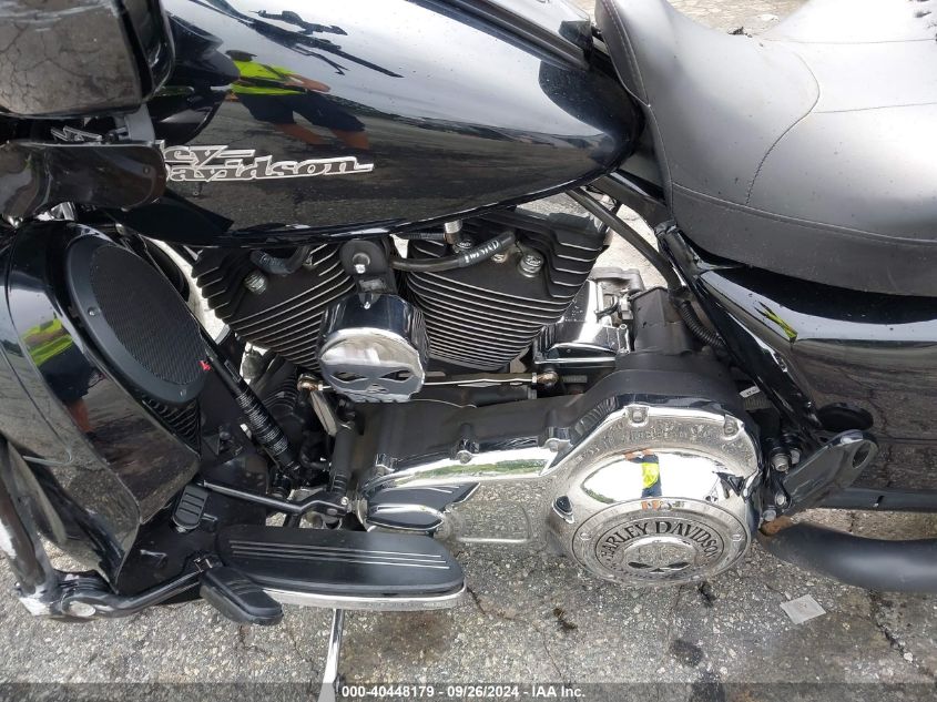 2014 Harley-Davidson Flhx Street Glide VIN: 1HD1KBM11EB706756 Lot: 40448179