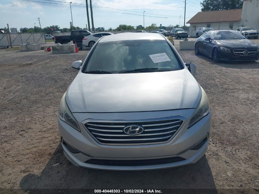 2015 Hyundai Sonata Se VIN: 5NPE24AF7FH240779 Lot: 40448303