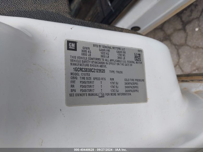 1GCRCSE08CZ123628 2012 Chevrolet Silverado 1500 Lt