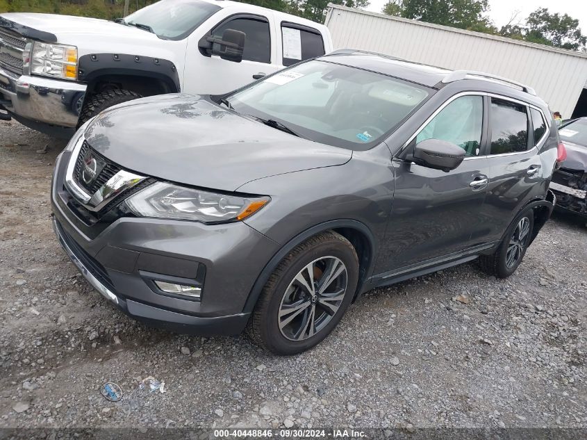 5N1AT2MT7HC883399 2017 NISSAN ROGUE - Image 2