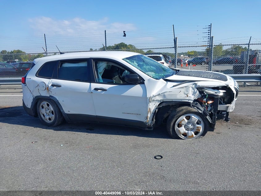 1C4PJLAB0GW125973 2016 Jeep Cherokee Sport