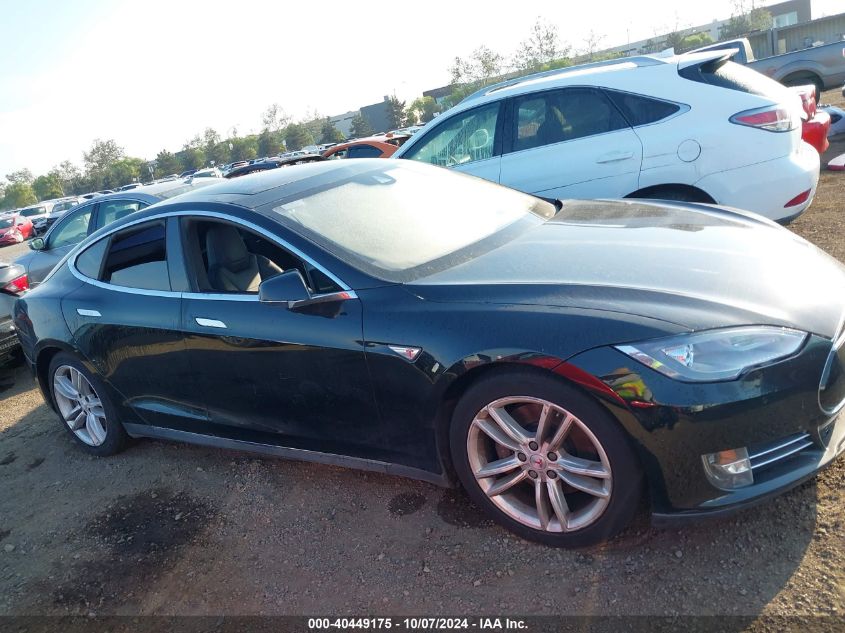 2016 Tesla Model S 60/70/75/85 VIN: 5YJSA1E18GF124509 Lot: 40449175