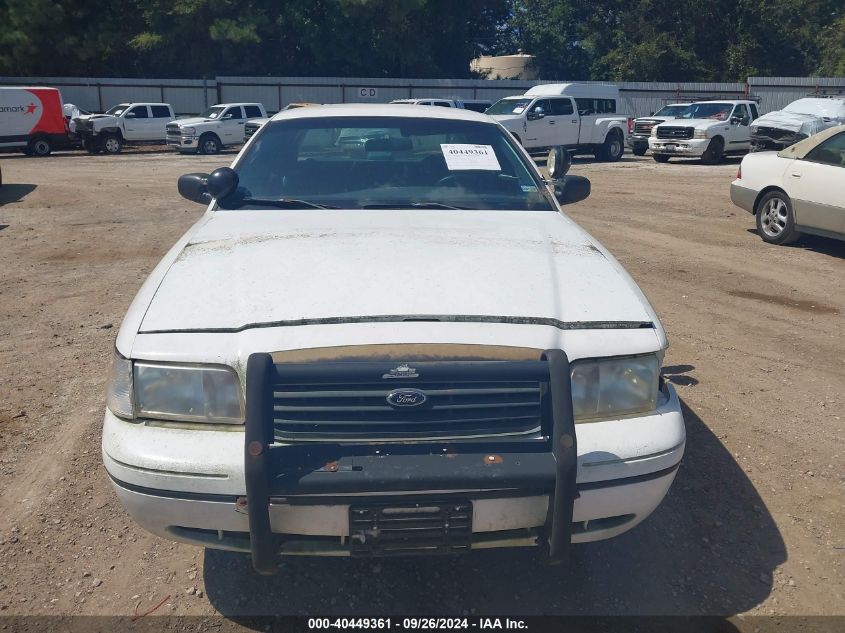 2000 Ford Crown Victoria Police Interceptor VIN: 2FAFP71W3YX148096 Lot: 40449361