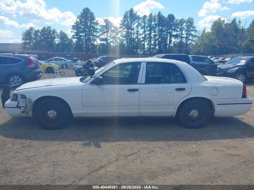 2FAFP71W3YX148096 2000 Ford Crown Victoria Police Interceptor