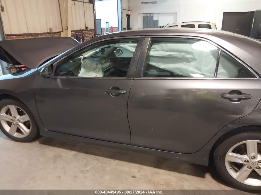 4T1BF1FK0EU341738 2014 Toyota Camry Se