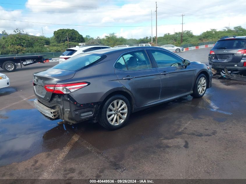 VIN 4T1B11HK8JU556273 2018 Toyota Camry, LE no.4