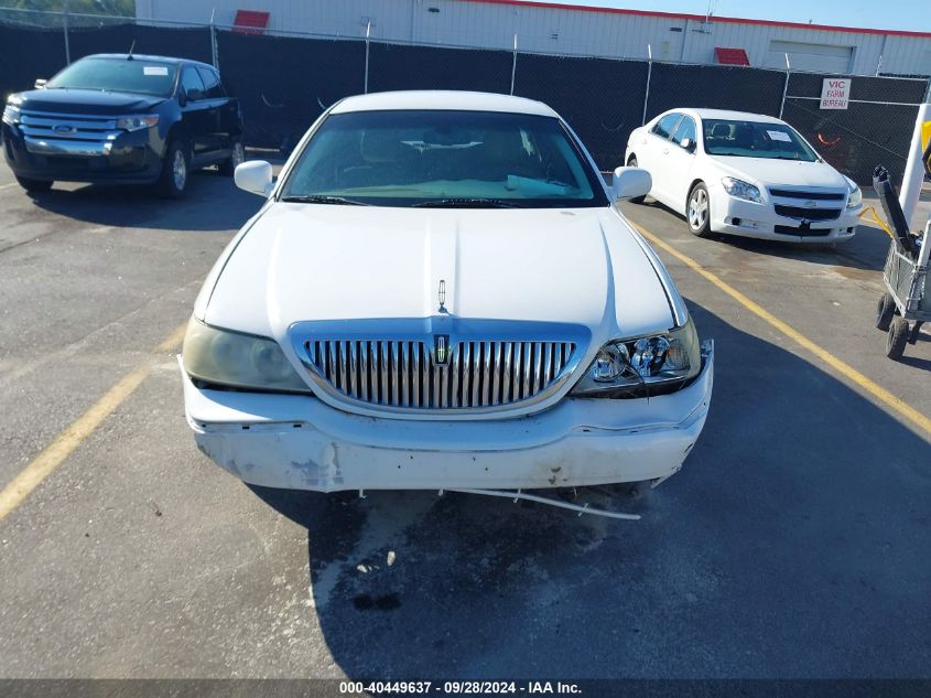 2007 Lincoln Town Car Signature VIN: 1LNHM81V67Y638776 Lot: 40449637