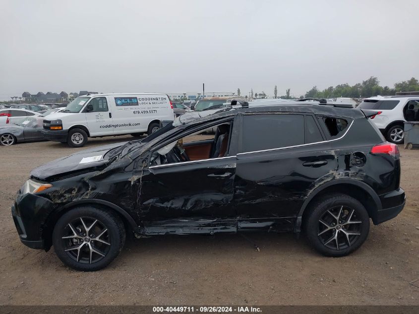 2T3NFREVXHW379500 2017 Toyota Rav4 Se