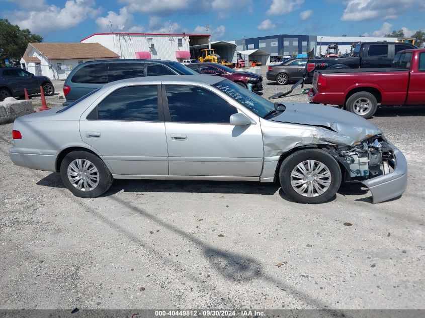 2000 Toyota Camry Le VIN: 4T1BG22K5YU013776 Lot: 40449812